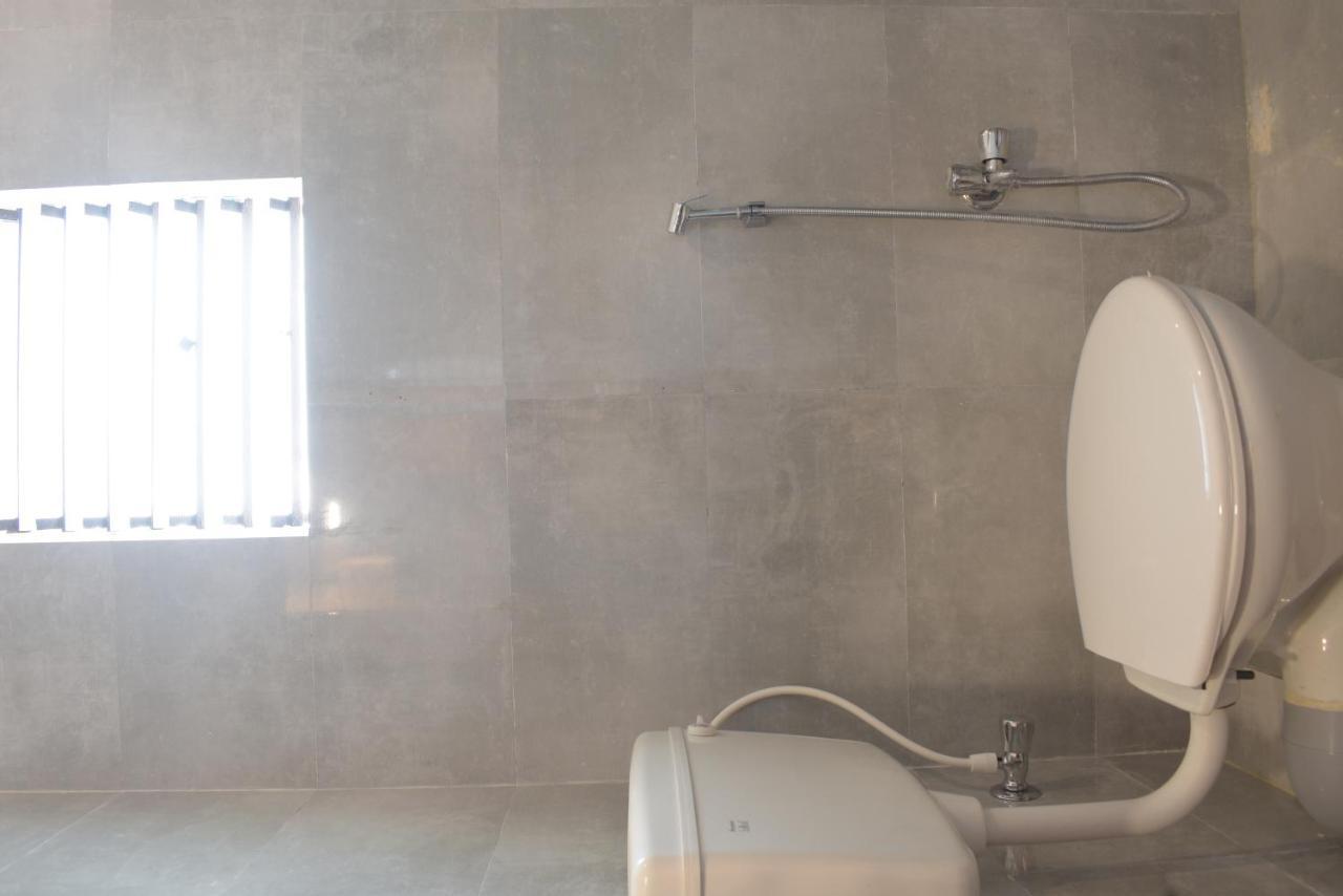 The Greenstar Inn Premium ブバネーシュワル エクステリア 写真
