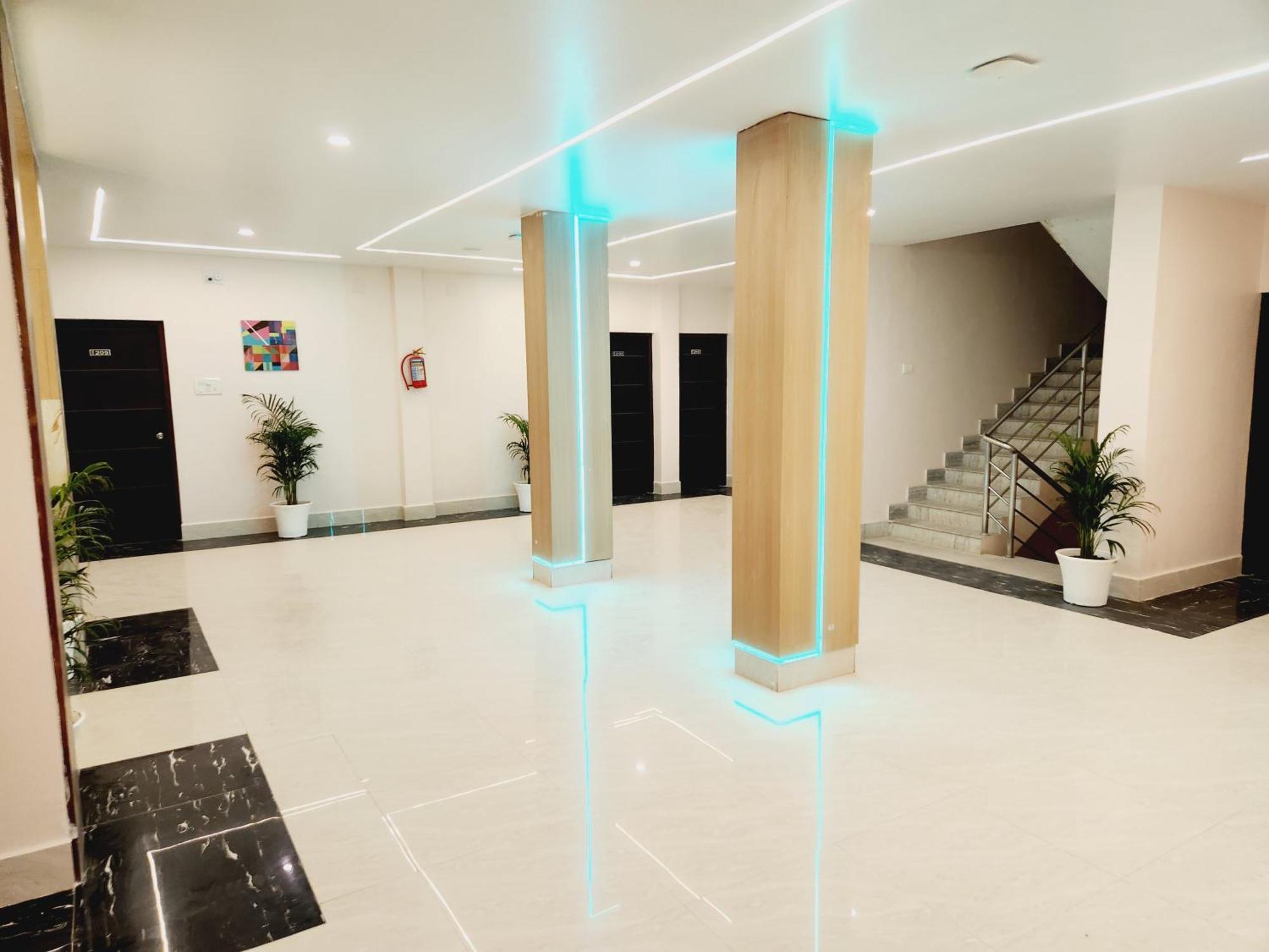 The Greenstar Inn Premium ブバネーシュワル エクステリア 写真
