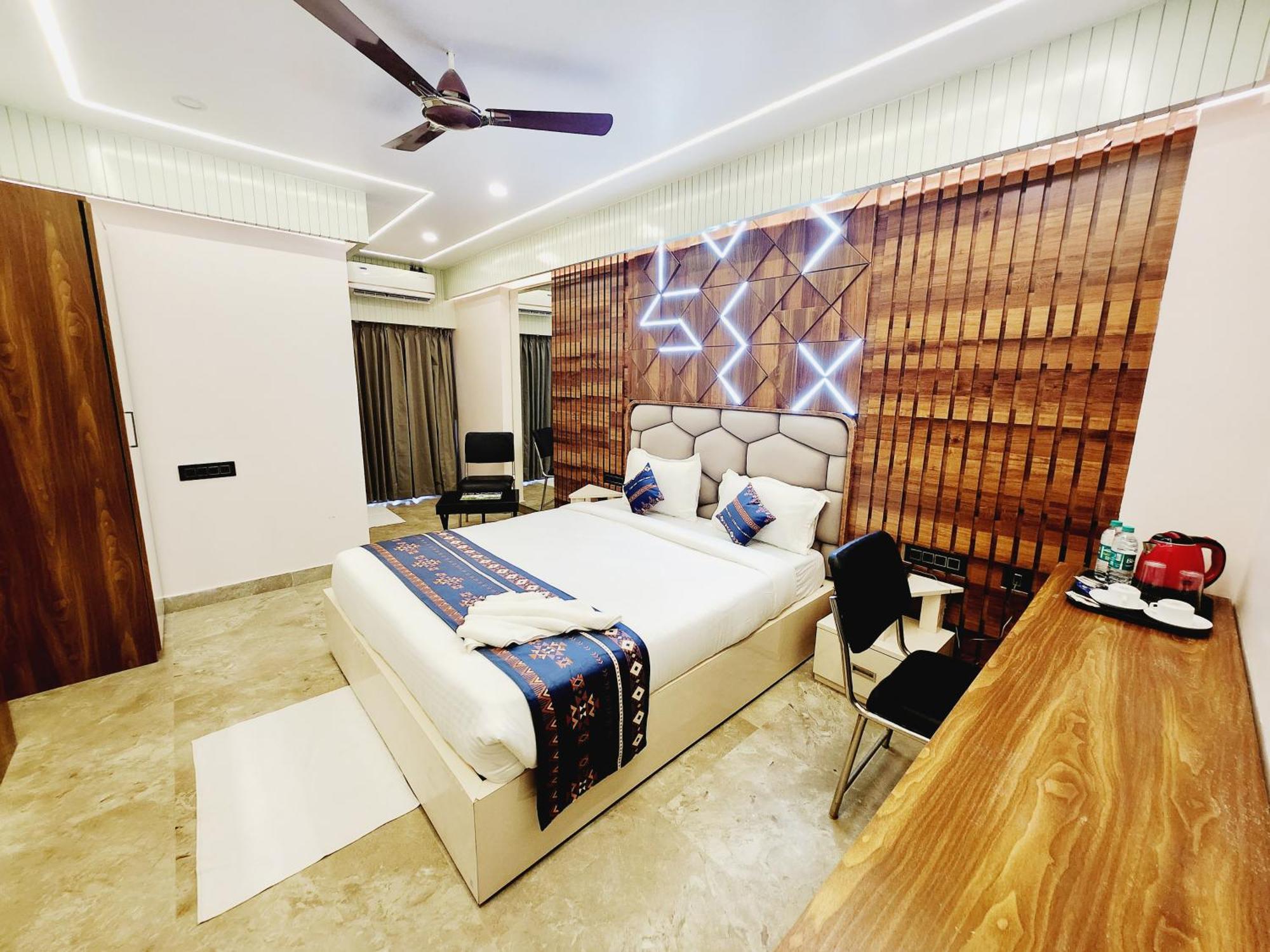 The Greenstar Inn Premium ブバネーシュワル エクステリア 写真